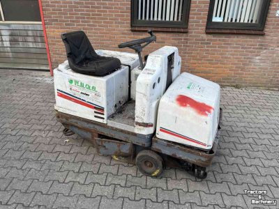 Kehrmaschine  Veegmachine, diversen.