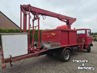 LKW Lastkraftwagen Mercedes Benz LP 608 met hoogwerker.