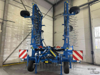 Striegelmaschine Carré PRESSIUS Präzisionsstriegel 7,5m