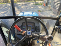 Schlepper / Traktor New Holland TN75+Fronthef en Airco