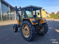 Schlepper / Traktor Renault 681-S + frontlader