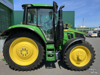 Schlepper / Traktor John Deere 6M 125