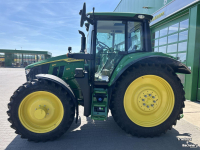 Schlepper / Traktor John Deere 6M 125