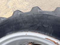 Räder, Reifen, Felgen & Distanzringe Molcon Dubbellucht 5-ster 18.4R38 Michelin