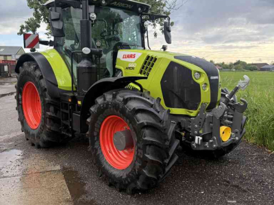 Schlepper / Traktor Claas ARION 660 CMATIC