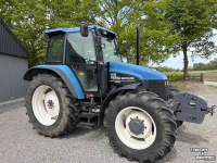 Schlepper / Traktor New Holland TS100 met kruipbak