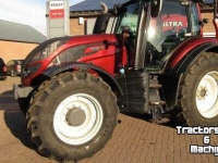 Schlepper / Traktor Valtra T174 Versu Smart Touch Tractor Traktor