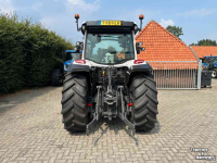 Schlepper / Traktor Valtra G125