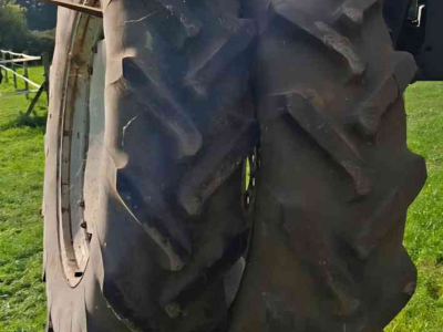 Räder, Reifen, Felgen & Distanzringe Ford 16.9 R 38 Ploegbanden met velg