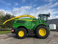 Feldhäcksler John Deere 8600 40 KM Korrelkneuzer Airco 4 WD Harvester Claas