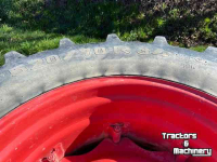 Räder, Reifen, Felgen & Distanzringe Michelin 580/70r38  520/70r34