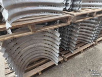Lagerraum Ventilationgeräte Tolsma Halfronde ventilatiekanalen