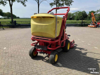 Aufsitzrasenmäher Gianni Ferrari 220D   frontmaaier met opvang.    zitmaaier