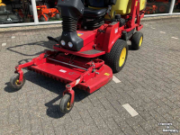 Aufsitzrasenmäher Gianni Ferrari 220D   frontmaaier met opvang.    zitmaaier