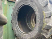 Räder, Reifen, Felgen & Distanzringe BKT 460/70r24