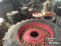 Räder, Reifen, Felgen & Distanzringe  BKT 520/85R46  50%