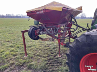 Frontbehälter Sämaschine Lely Frontzaaimachine