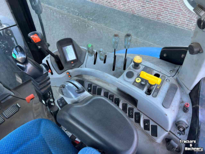 Schlepper / Traktor New Holland T6.155
