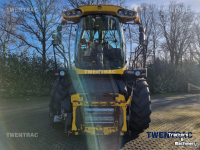 Feldhäcksler New Holland FR 600 hakselaar