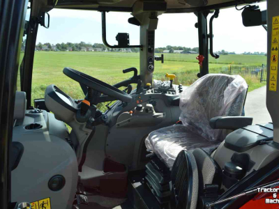 Schlepper / Traktor Case-IH Farmall M 100