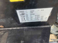 Radlader Giant V452T