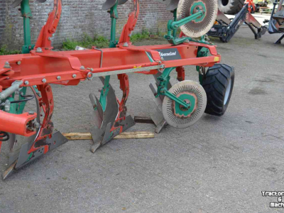 Pflüge Kverneland lB 100-200 twister
