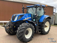 Schlepper / Traktor New Holland T 7.260 Classic