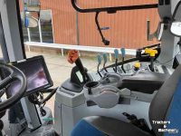 Schlepper / Traktor New Holland T 7.260 Classic