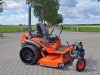 Aufsitzrasenmäher Kubota ZD1211 zeroturn zitmaaier