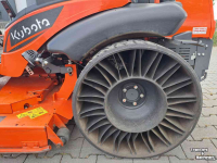 Aufsitzrasenmäher Kubota ZD1211 zeroturn zitmaaier
