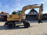 Bagger / Baggermaschine Liebherr A312 Hydr-Snelwissel, Kantelstuk.