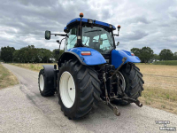 Schlepper / Traktor New Holland T6070