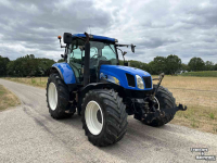 Schlepper / Traktor New Holland T6070