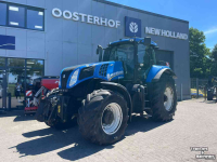 Schlepper / Traktor New Holland T8.360 autocommand