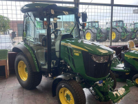Obsttraktor John Deere 3046R
