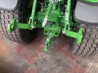 Obsttraktor John Deere 3046R