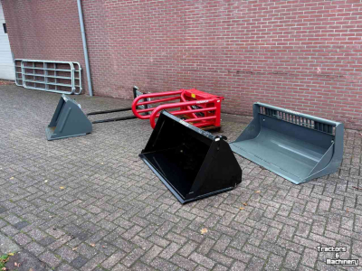 Baggerlöffels Hemach Diverse aanbouwdelen te koop!