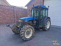 Schlepper / Traktor New Holland TN90F