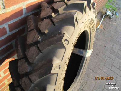 Räder, Reifen, Felgen & Distanzringe BKT 10.5-20 MPT