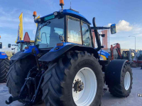 Schlepper / Traktor New Holland TM 175