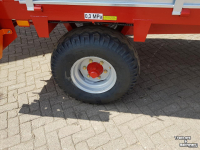 Stalldungstreuer AGM Meststrooier 5T