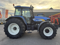 Schlepper / Traktor New Holland TM 175