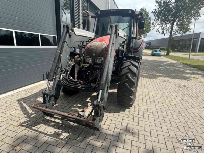 Schlepper / Traktor Valtra N92