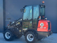 Radlader Giant G2300 extra