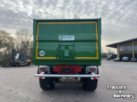 Kipper Kröger MUK303 Landbouwkipper 22T