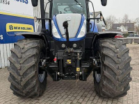 Schlepper / Traktor New Holland T 7.270 Blue Power