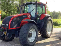 Schlepper / Traktor Valtra T190
