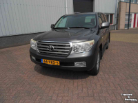 Sonstige Transport- und Industriemaschinen und Zubehör Toyota landcruiser 200 v8