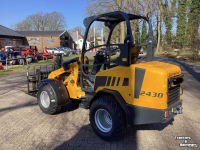 Radlader Schäffer 2430