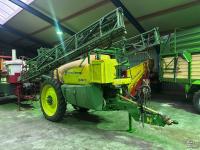 Anhängefeldspritze John Deere M732i Veldspuit / Spuit